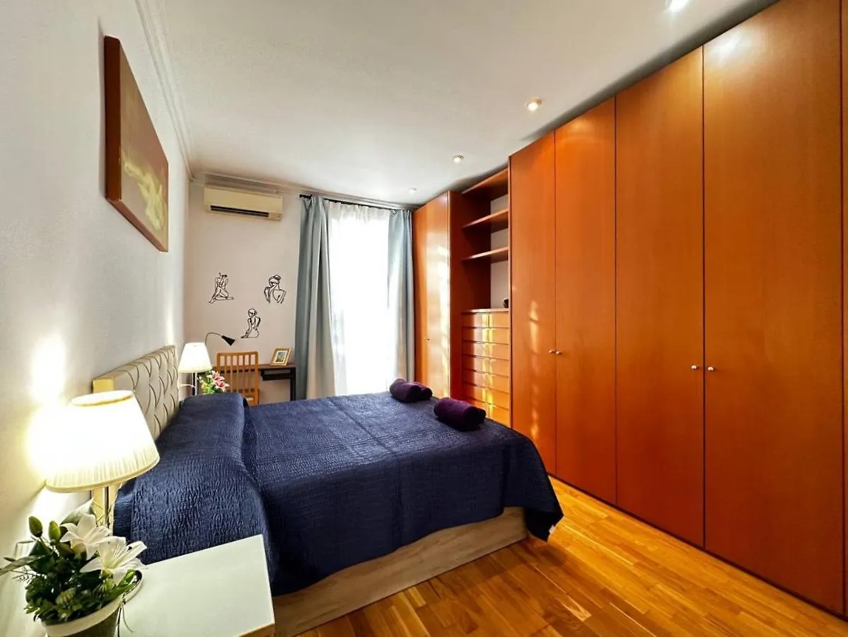 Rooms Calabria Barcelona